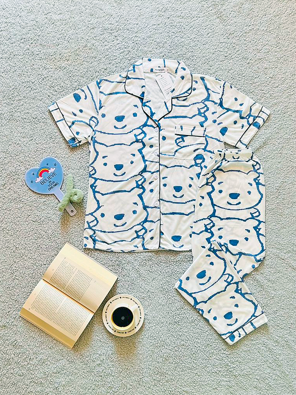 Pijamas Dama Botones Caricaturas / Camisa, Pantalón (Calcetas De Regalo)