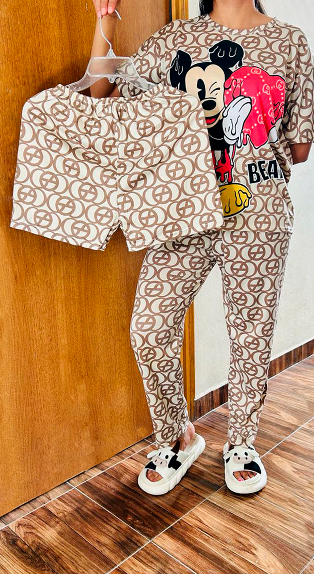 Conjunto Pijama Diseño De "Mickey Mouse Café"