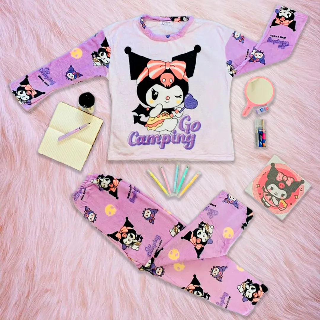 Pijama Afelpada Dama Caricaturas "Kuromi Camping"