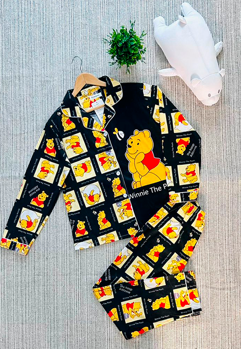 Pijama Dama Pantalón y Camisa de Botones Cute Diseño De Winnie Pooh Color Negro