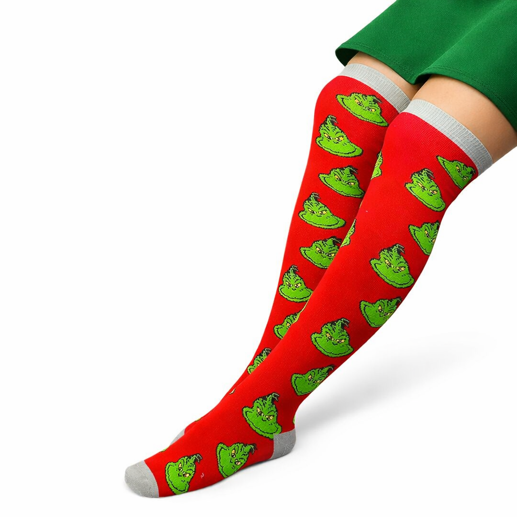 Medias Extra Largas Navideñas Dama Algodón "Grinch Caritas" Rojo