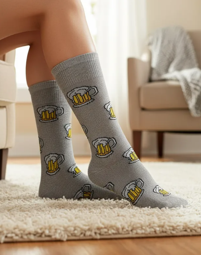 Calcetines Divertidos "Tarros De Cerveza Color Gris"