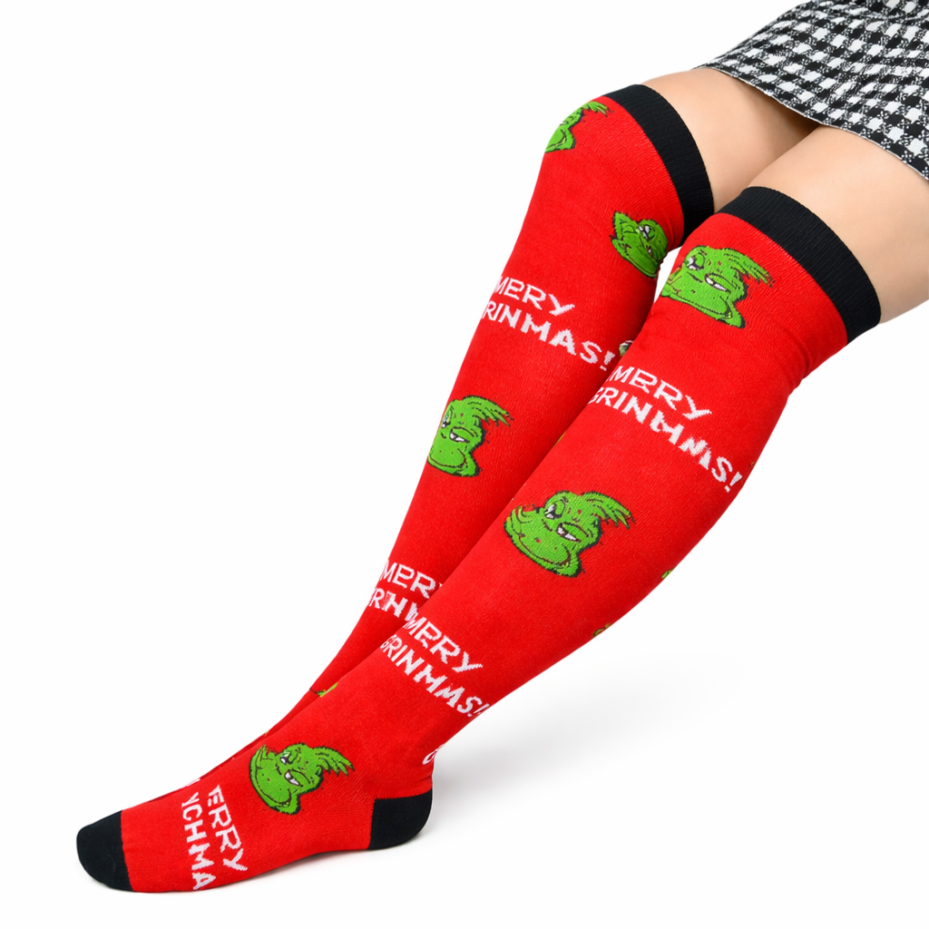 Medias Extra Largas Navideñas Dama Algodón "Grinch Merry Christmas"