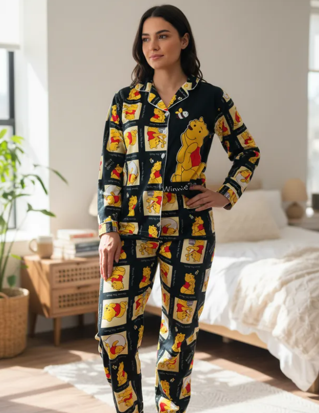 Pijama Dama Pantalón y Camisa de Botones Cute Diseño De Winnie Pooh Color Negro