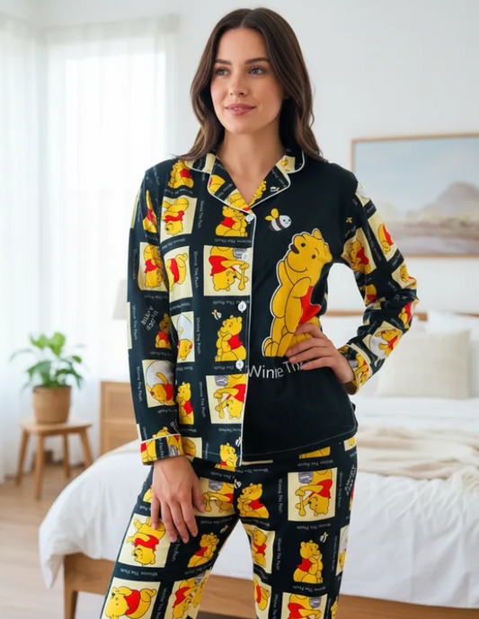 Pijama Dama Pantalón y Camisa de Botones Cute Diseño De Winnie Pooh Color Negro
