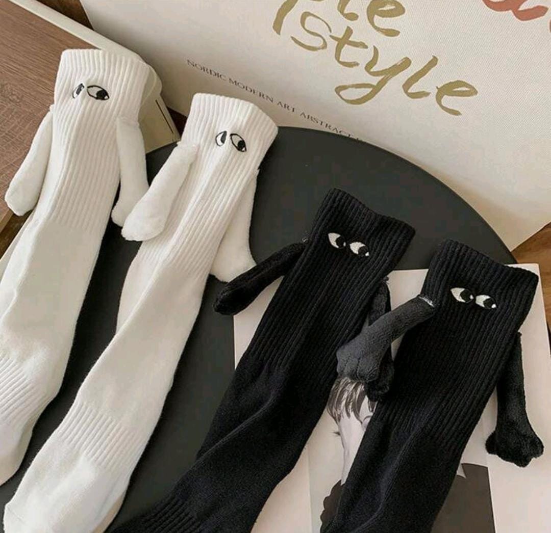 Calcetines De Manitas Con Imán Pareja Magnético Moda 2 Pares