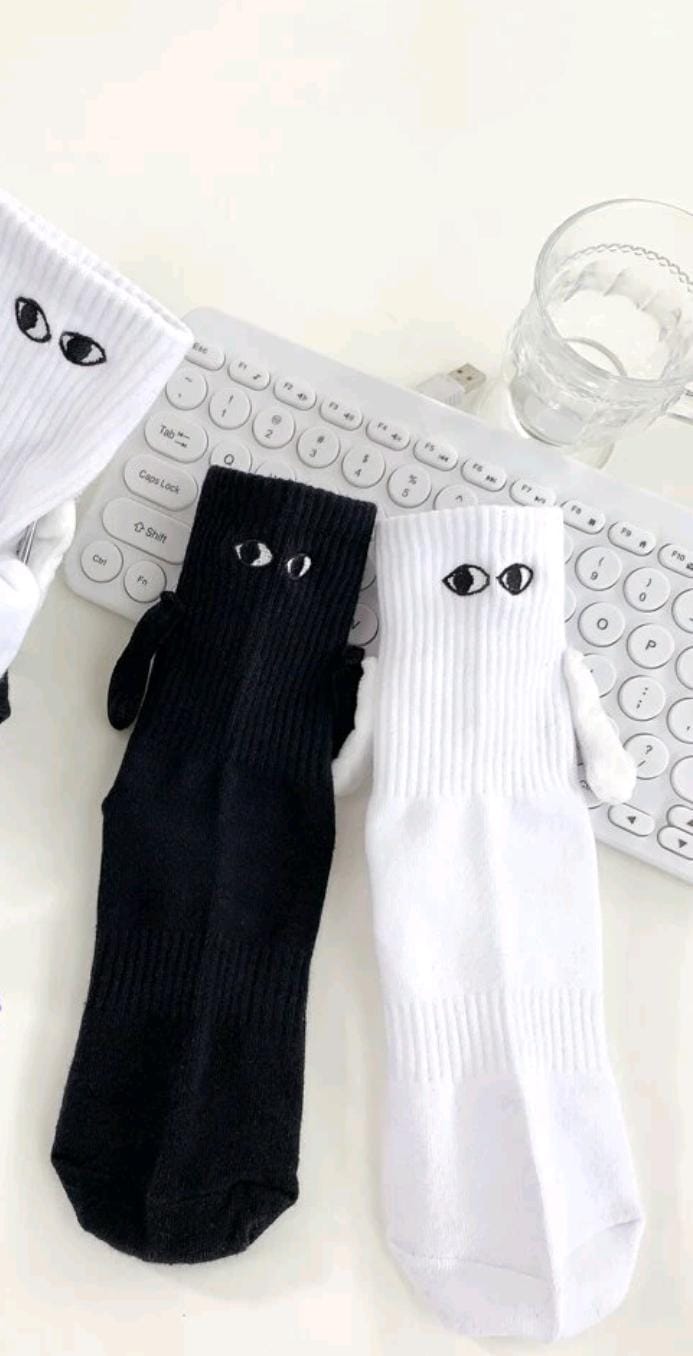 Calcetines De Manitas Con Imán Pareja Magnético Moda 2 Pares