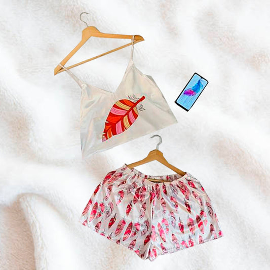 Pijama Mujer Top/Short Frescas Moda "Plumas Elegantes"